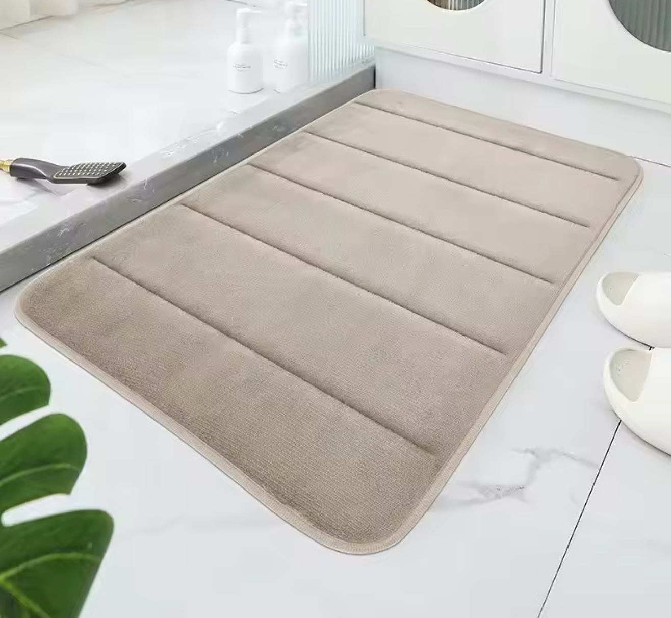 Tapis de Bain Ultra-Absorbant en Velours – Séchage Rapide | Maison Ondine